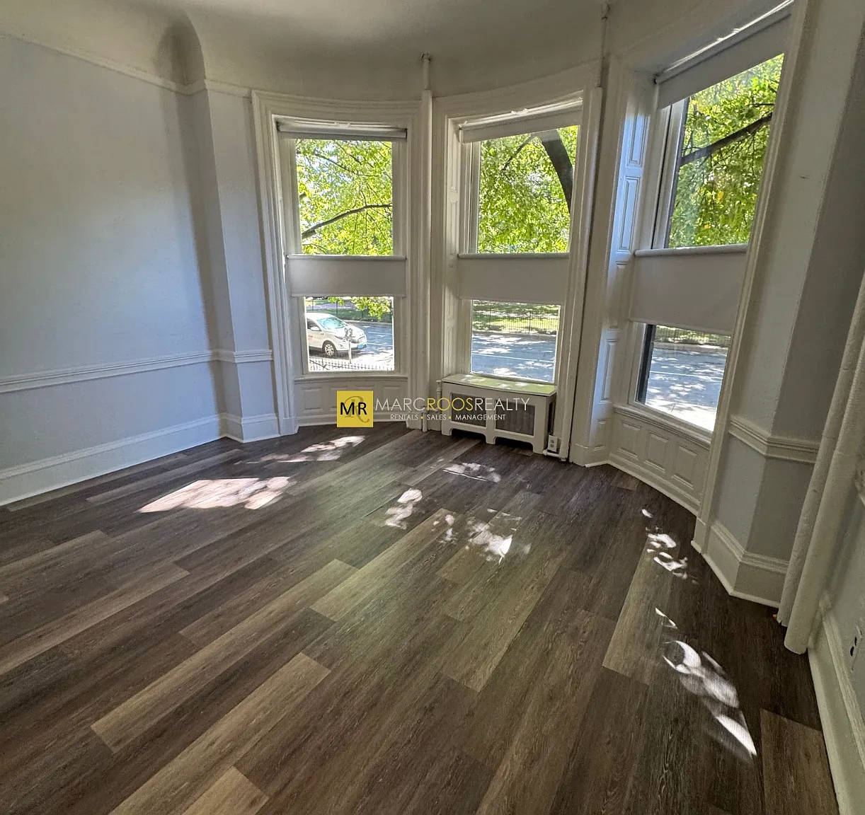 Studio, 400 sqft, $2,250 — Photo 2