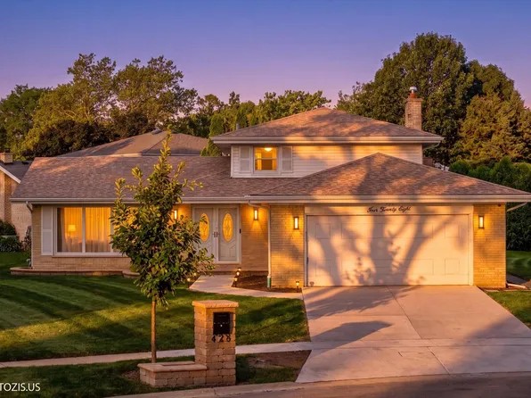 428 Timothy Ct, Schaumburg, IL 60193