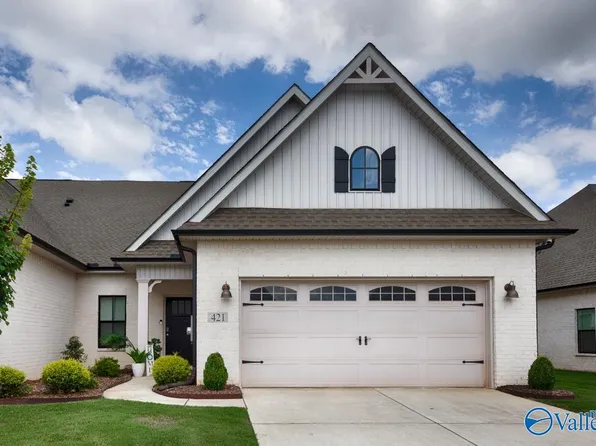 421 Raleigh Elm Dr, Huntsville, AL 35824