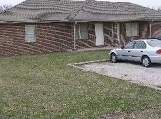 11801 Wood Oak Ave, Richmond, MO 64085