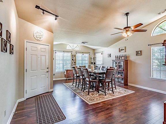 3rd image of 4518 Crimsonwood Dr
