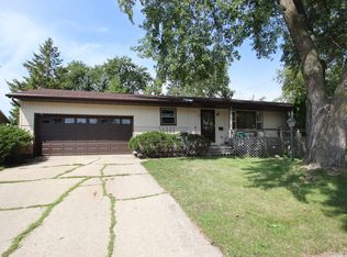72 N Sallie Ave, Fond Du Lac, WI 54935