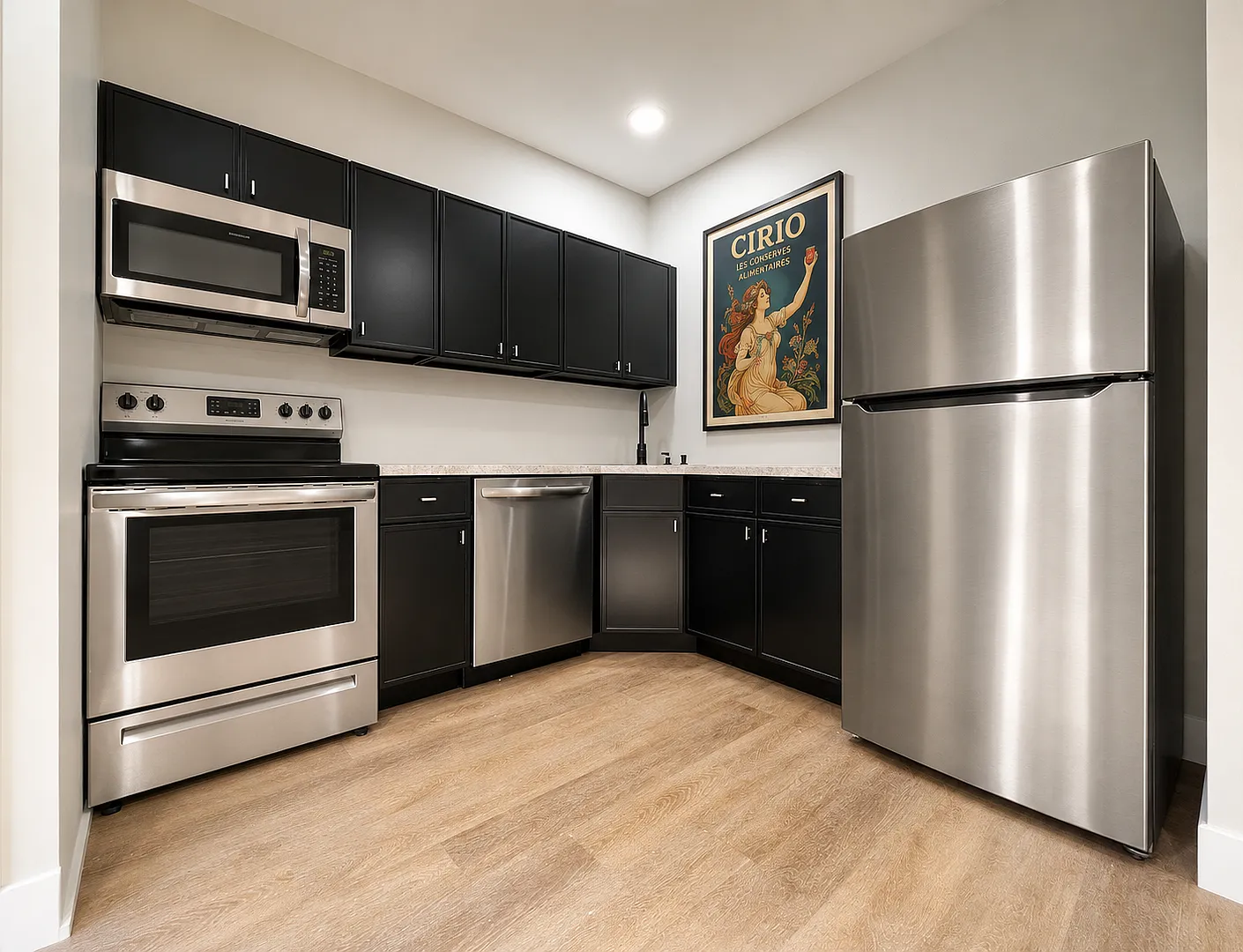 10 S New York Ave — Photo 3