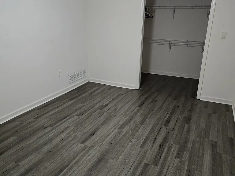 180 Pinewood Dr — Photo 13