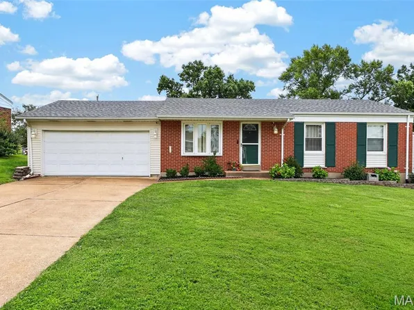 4140 Liguori Ln, Bridgeton, MO 63044