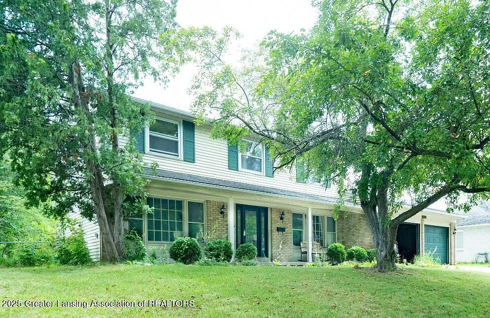 3715 Glasgow Dr photo 1