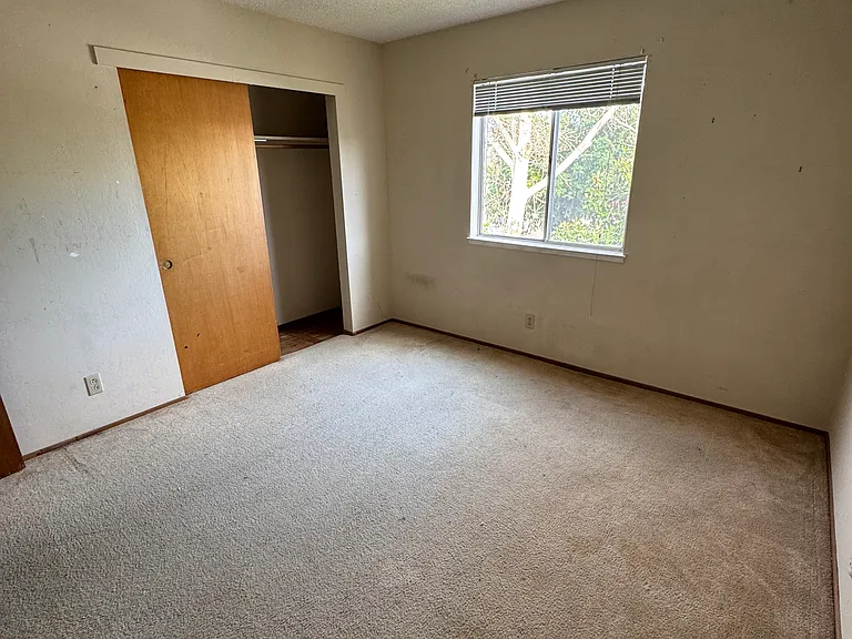 73 Superior Dr #1 — Photo 2