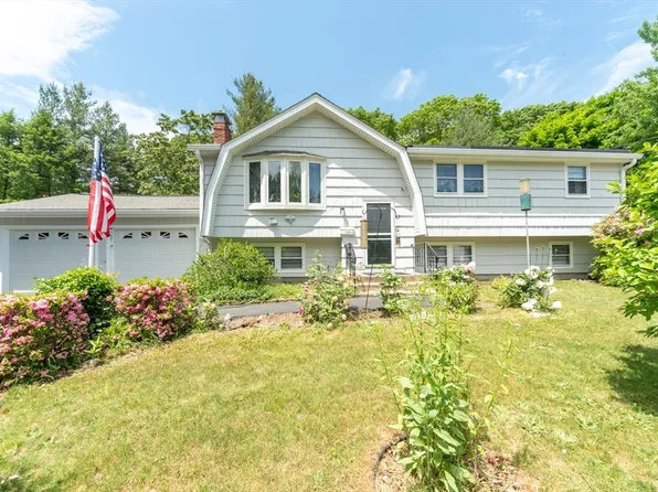 114 Peregrine Rd, Abington, MA 02351