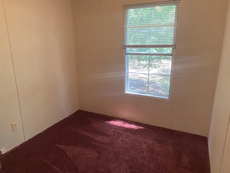 2894 Lake Upchurch Dr — Photo 12