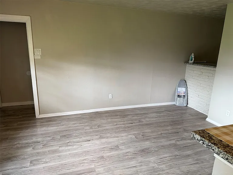 7626 Rhobell St — Photo 13