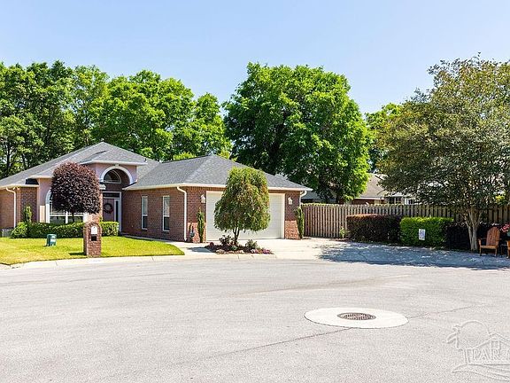 2nd image of 5600 Enchanting Oaks Dr