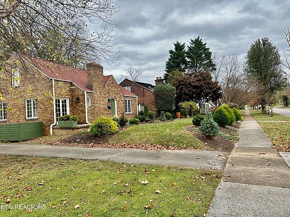 3rd image of 1527 Fairmont Blvd