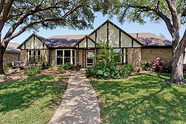 1st image of 6931 Robin Willow Dr