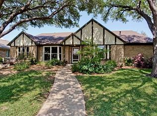 6931 Robin Willow Dr, Dallas, TX 75248