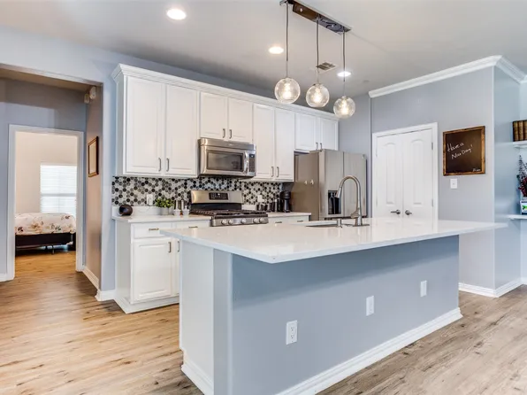 8809 Trolley Trl, McKinney, TX 75070