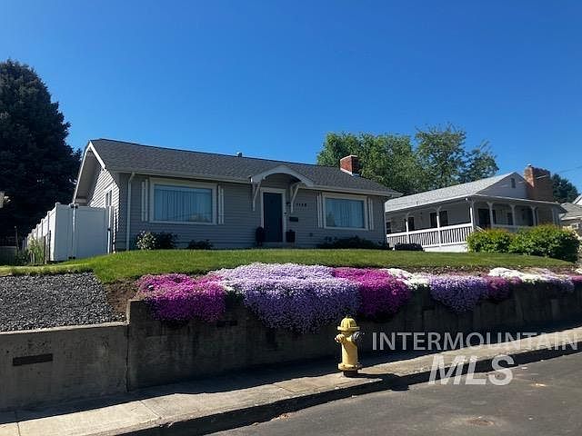 1st image of 1138 14th Ave