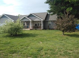 1706 Waldo Hatler Memorial Dr, Neosho, MO 64850