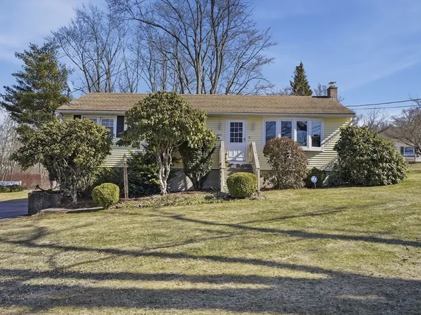 35 Hampton St, Auburn, MA 01501