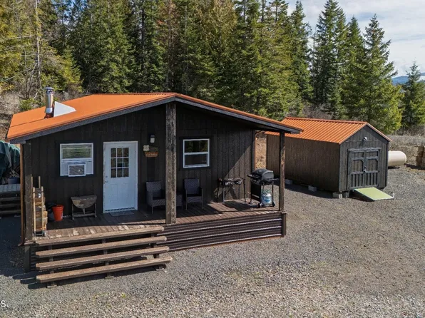 5500 Gold Ridge Rd, Calder, ID 83808