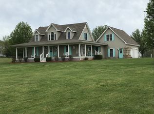 54 Lyron Estes Rd, Summer Shade, KY 42166