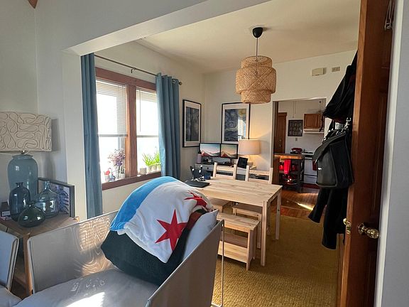 2nd image of 2049 W Shakespeare Ave Unit 2F