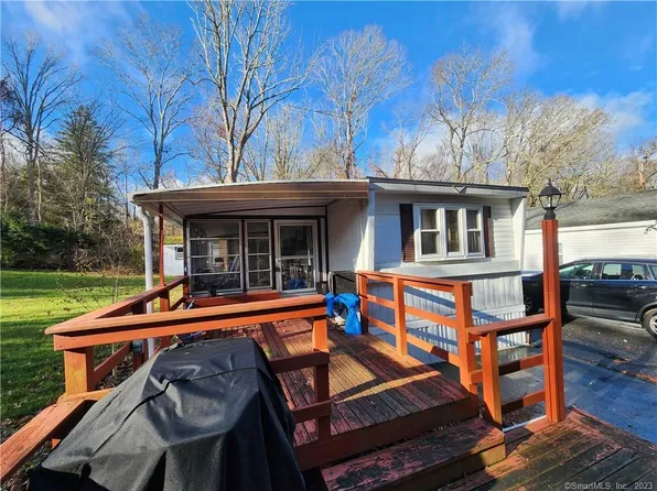 19 B Providence New London Tpk, North Stonington, CT 06359