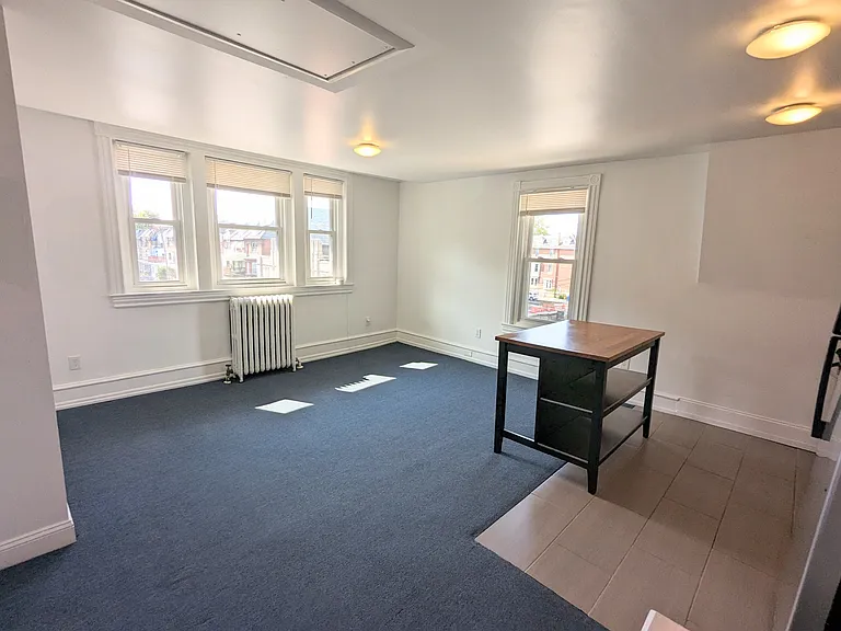 401 S 51st St #3 — Photo 2