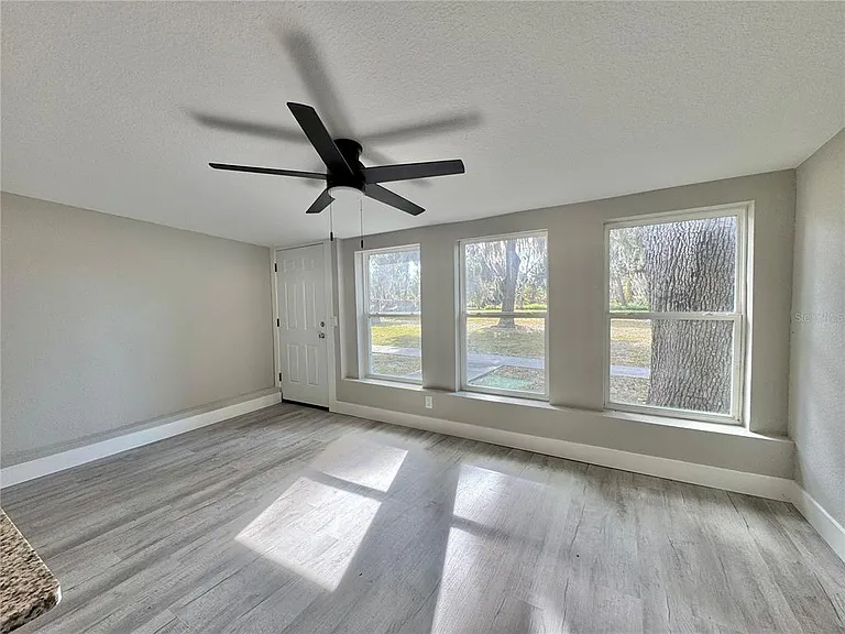 2346 Section Dr — Photo 12