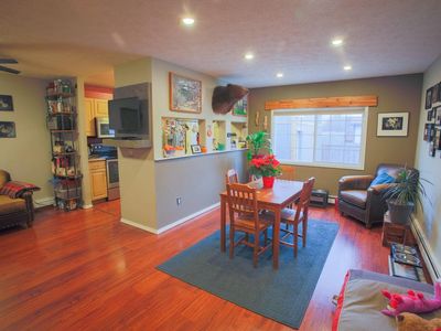 10108 Goose Berry Pl, Anchorage, AK, 99515