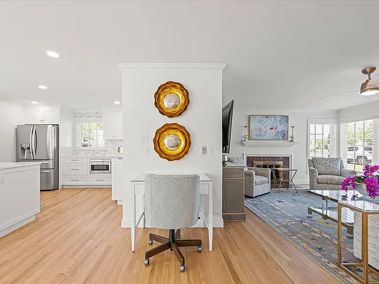 6521 Avondale Dr — Photo 13