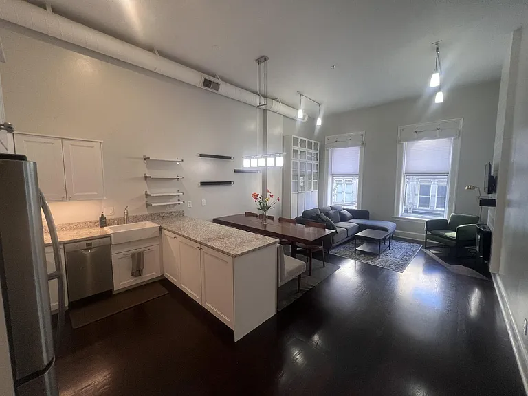 715 N Milwaukee St #302 — Photo 1