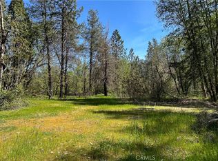 21138 Big Oak Ln, Lakehead, CA 96051