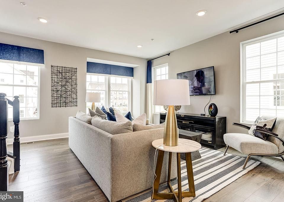 1st image of 1443 Onnesta Ct