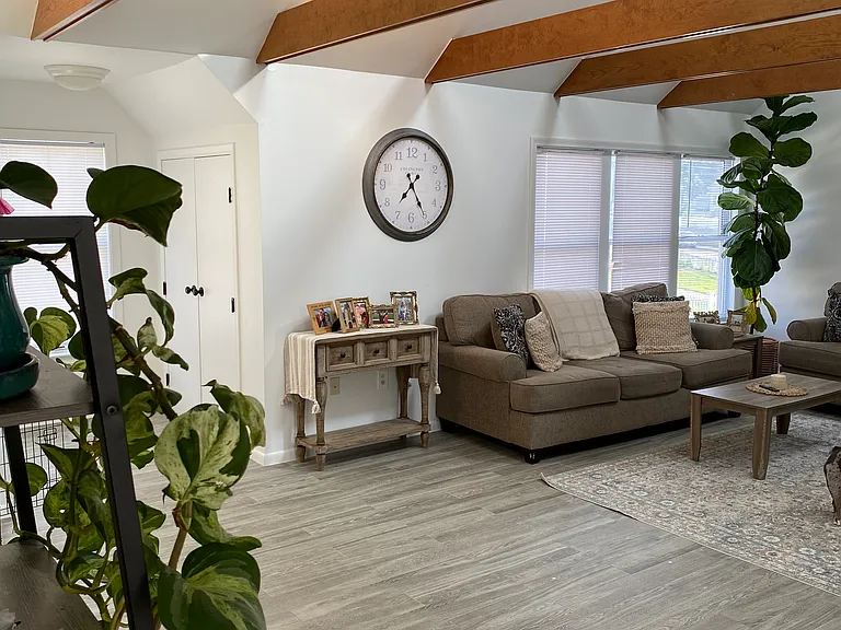 140 Clark St #5 — Photo 1