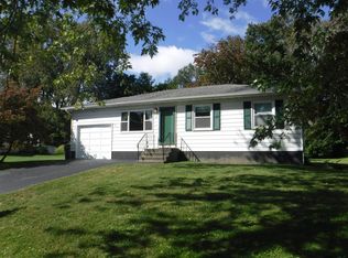 14 Aspen Rd, Latham, NY 12110