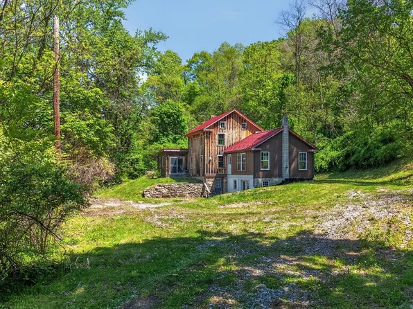 2210 State Route 147, Dalmatia, PA 17017