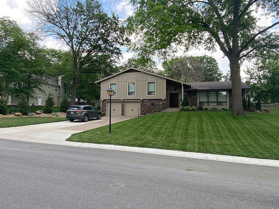 105 Cayuga Ln, Lake Winnebago, MO 64034 Zillow