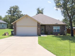 137 Stone Dr, Roland, OK 74954