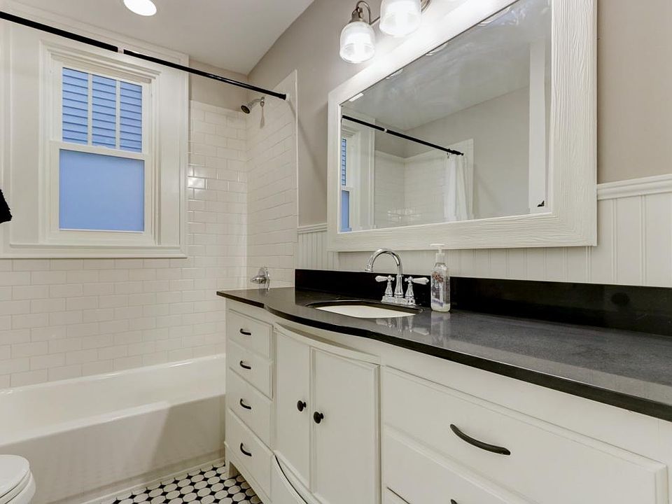 Downstairs Bathroom
