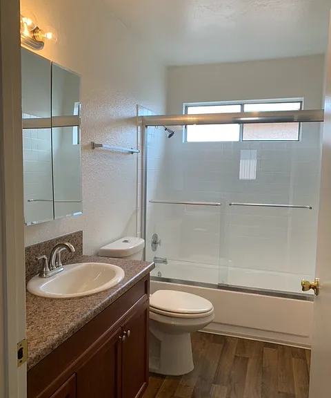 The Carlton Ridge Apartments — Photo 45
