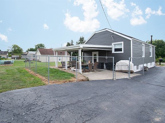 5th image of 670 Cooper St