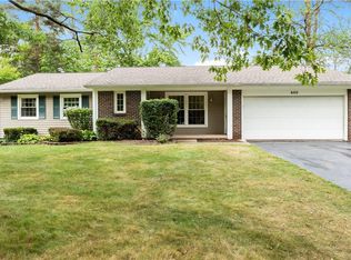 600 Vintage Ln, Rochester, NY 14615