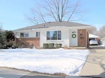 1st image of 1709 Cresthill Ave