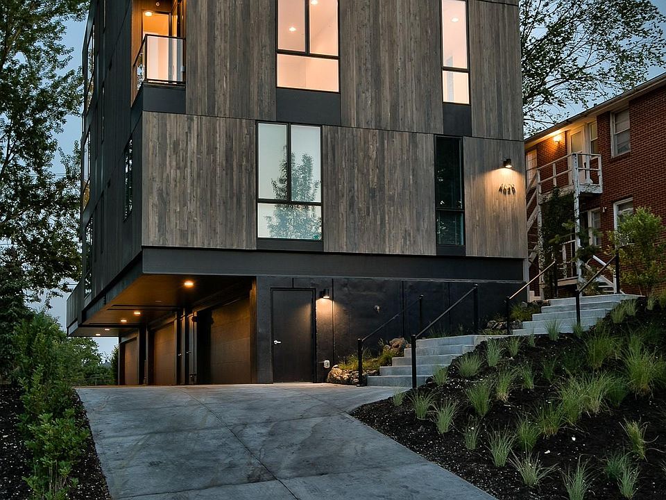 1st image of 4629 Capitol Ave #2