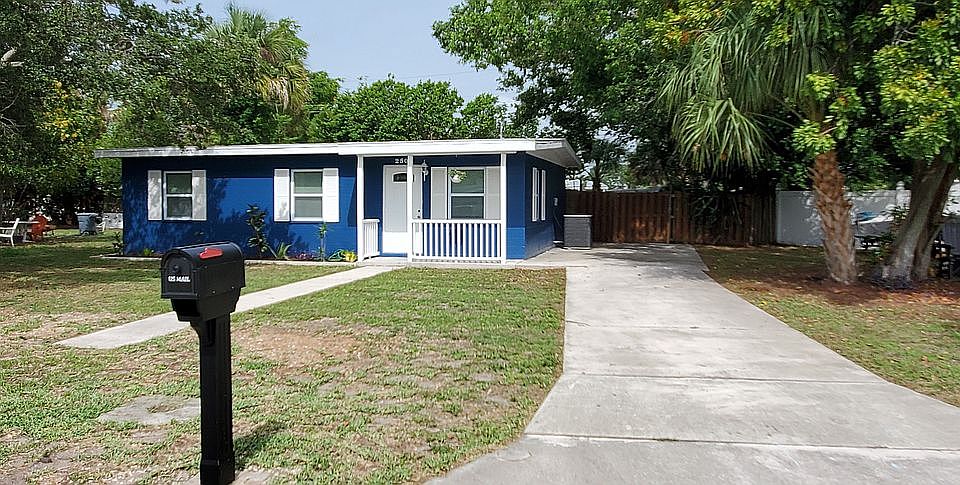 1st image of 250 Waterway Cir