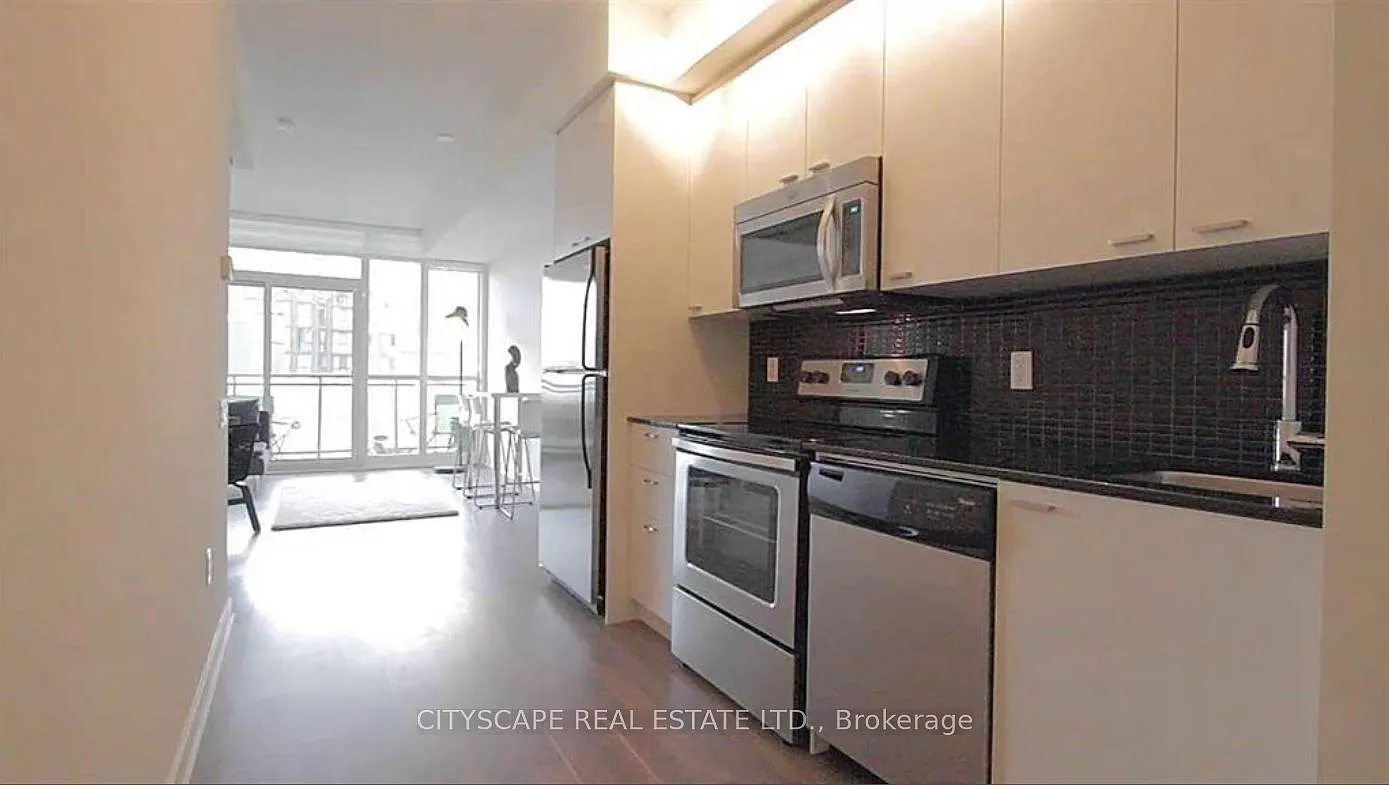 3 bed, $3,390 — Photo 3