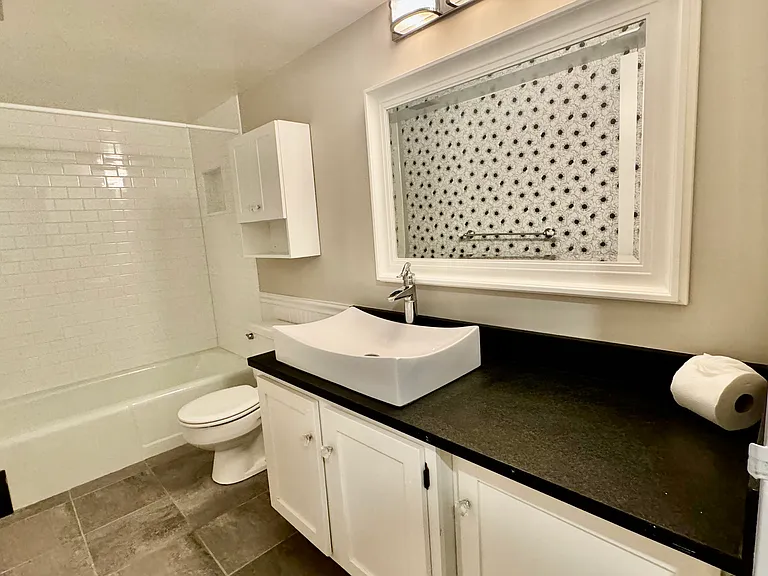 1534 Northgate Sq #11C — Photo 6