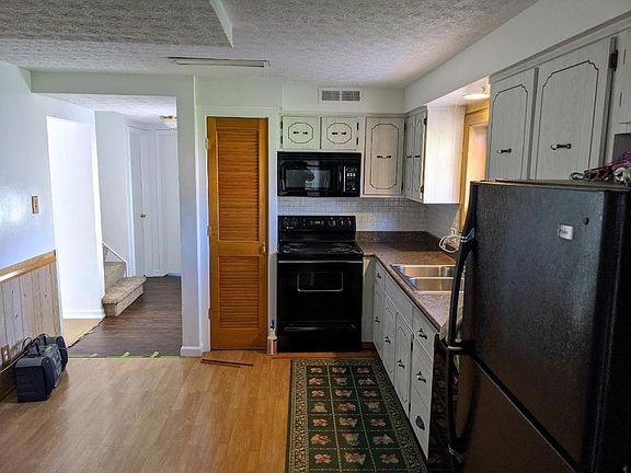 4th image of 2951 14th St
