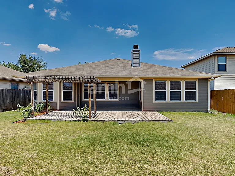 9921 Thomas Jefferson Dr — Photo 21