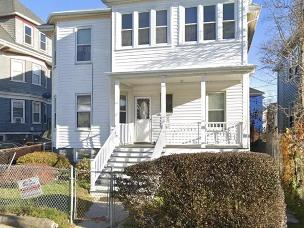 231 Callender St Floor 2, Dorchester Center, MA 02124